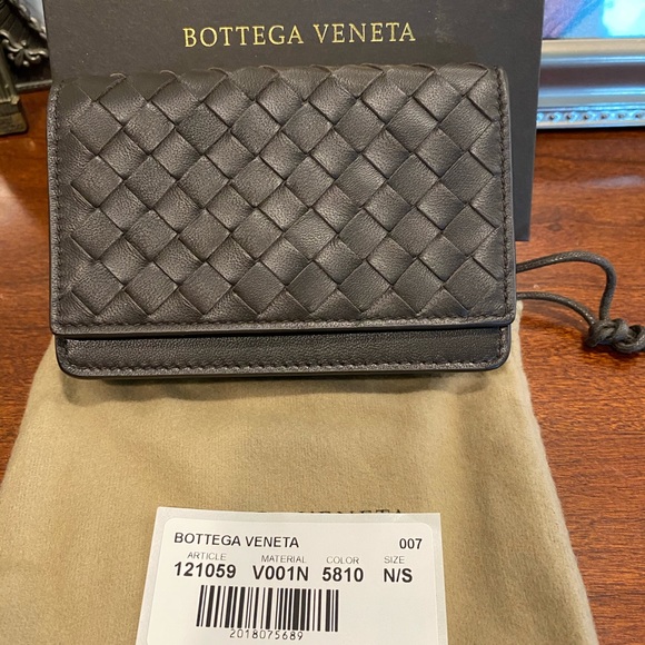 Bottega Veneta Handbags - NWT/ Bottega Veneta intrecciato small wallet